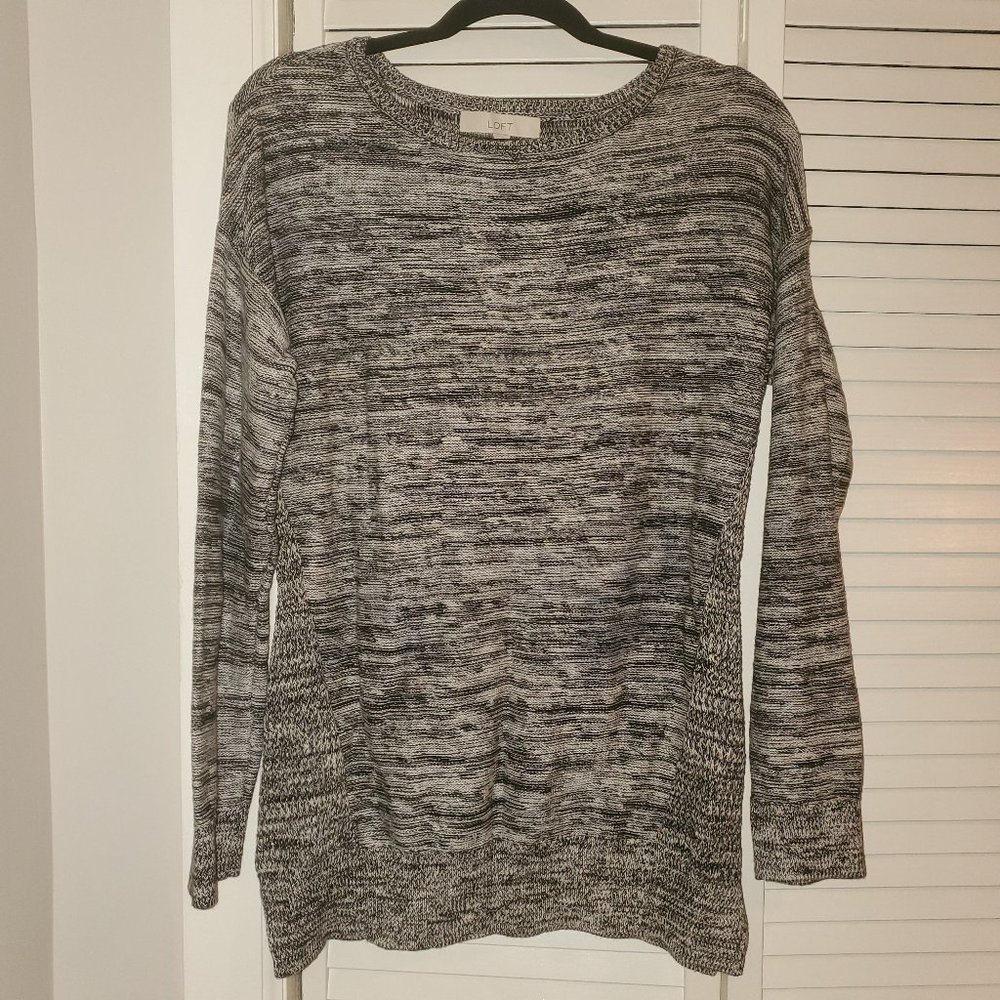 Ann Taylor Loft Sweater (XL)